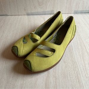 Merrell Gabriella Green Oasis Flats Size 7.5